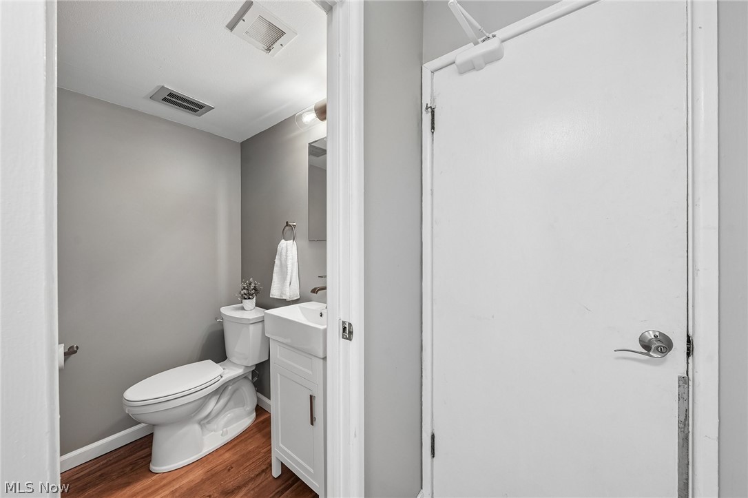 5750 Skyline Drive Seven Hills OH 44131