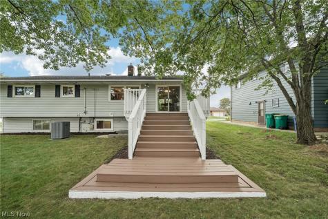5750 Skyline Drive Seven Hills OH 44131