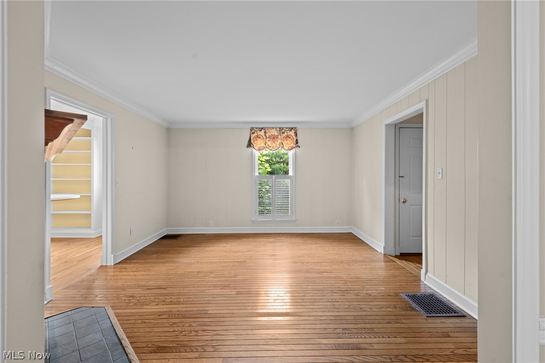 197 E Washington Street Chagrin Falls OH 44022
