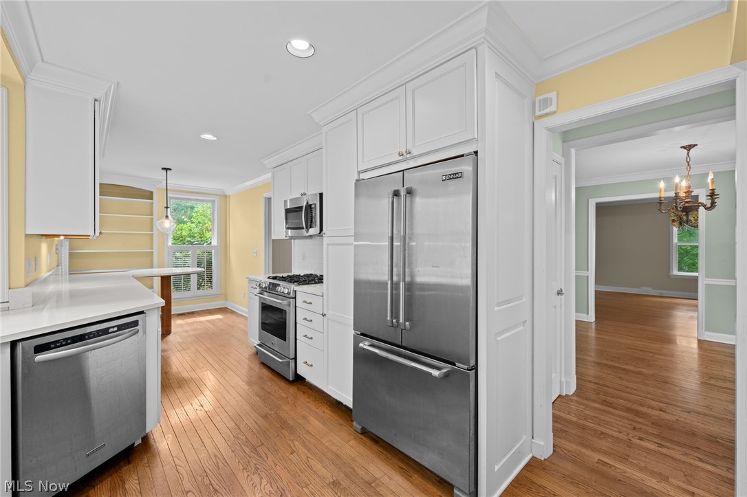 197 E Washington Street Chagrin Falls OH 44022