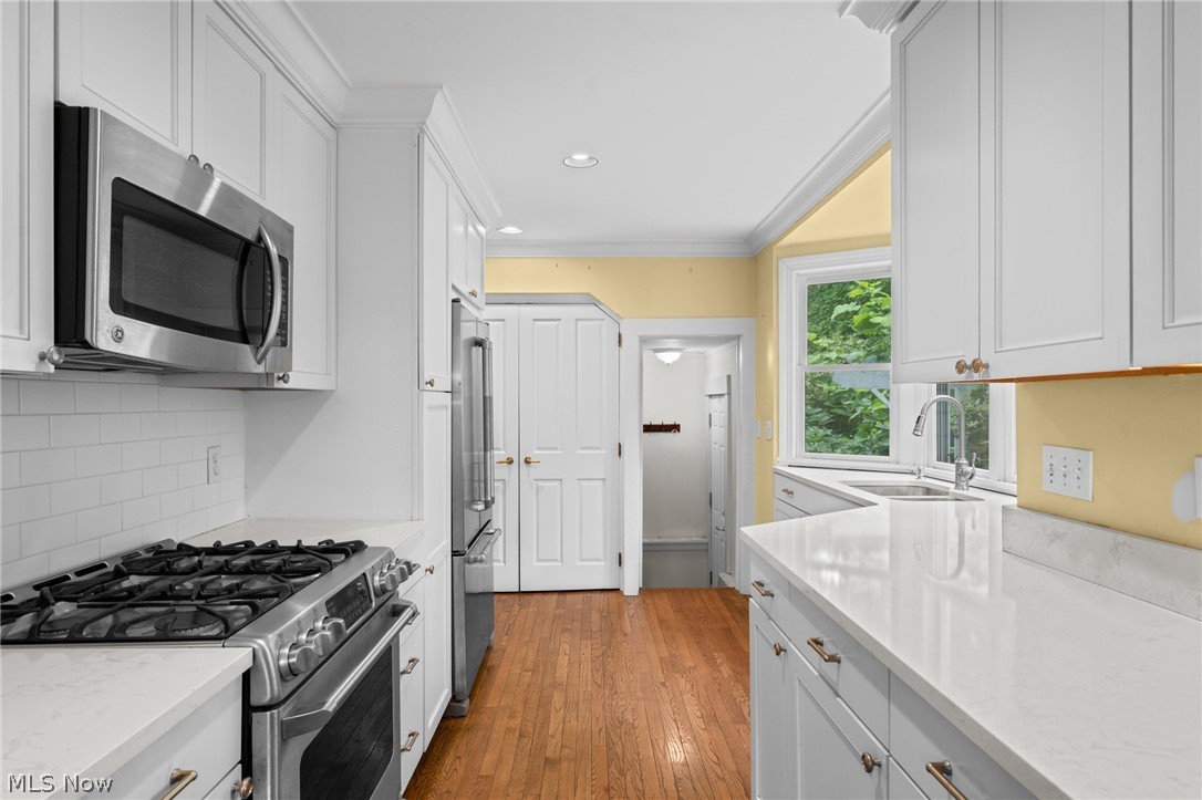 197 E Washington Street Chagrin Falls OH 44022