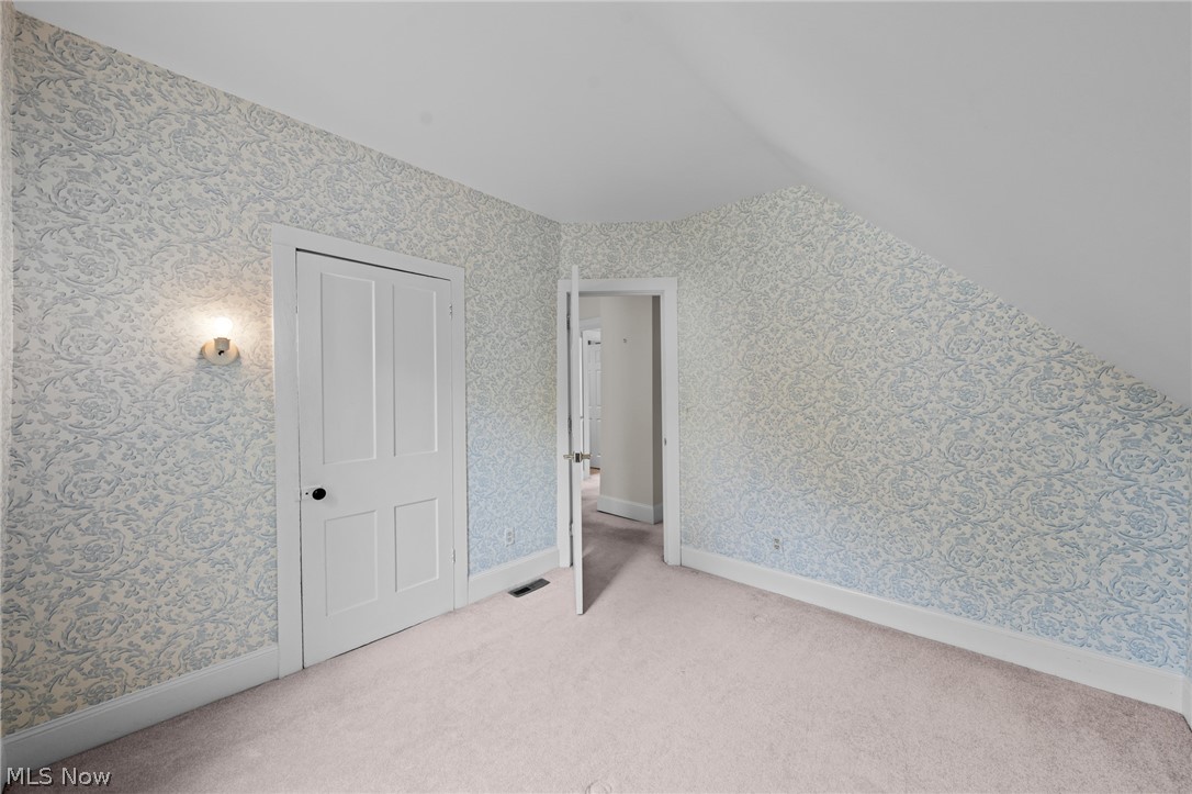 197 E Washington Street Chagrin Falls OH 44022