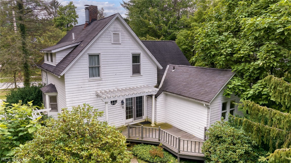 197 E Washington Street Chagrin Falls OH 44022