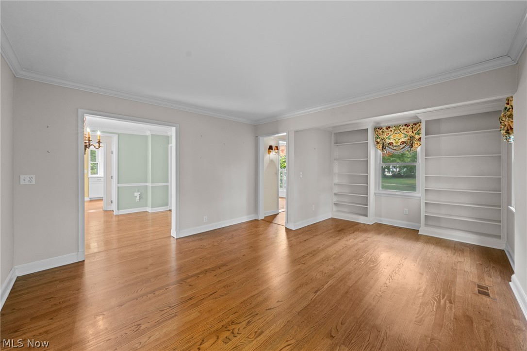 197 E Washington Street Chagrin Falls OH 44022