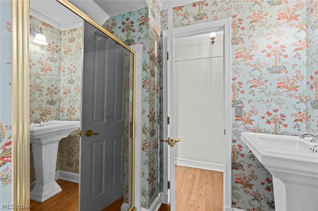 197 E Washington Street Chagrin Falls OH 44022