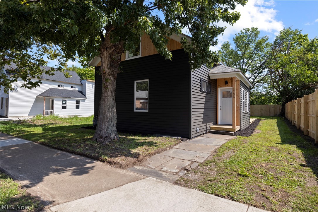 3135 W 16th Street Cleveland OH 44109