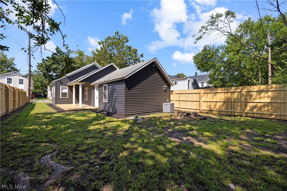 3135 W 16th Street Cleveland OH 44109
