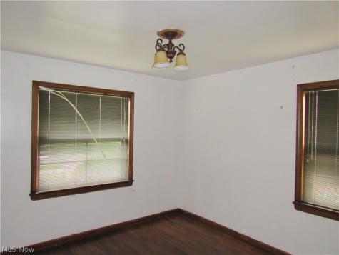 4067 E 187th Street Cleveland OH 44122