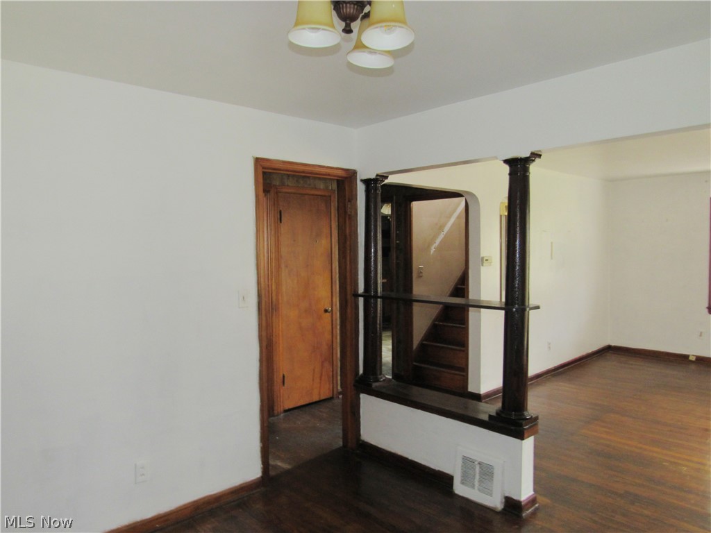 4067 E 187th Street Cleveland OH 44122