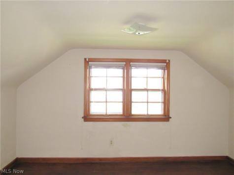 4067 E 187th Street Cleveland OH 44122