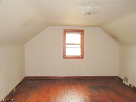 4067 E 187th Street Cleveland OH 44122
