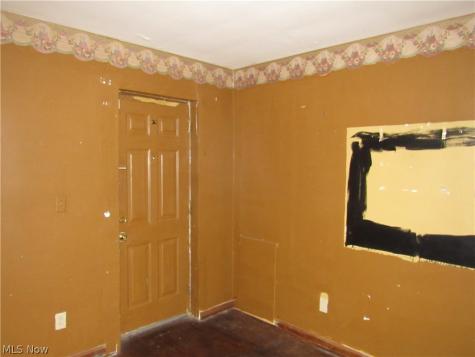 4067 E 187th Street Cleveland OH 44122
