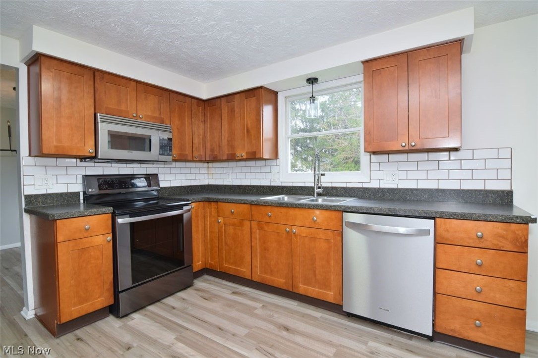 12395 Country Oaks Trail Chardon OH 44024
