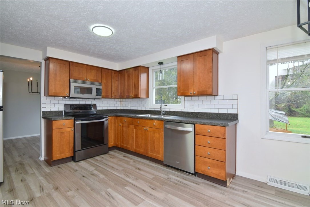 12395 Country Oaks Trail Chardon OH 44024