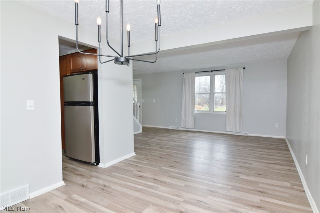 12395 Country Oaks Trail Chardon OH 44024
