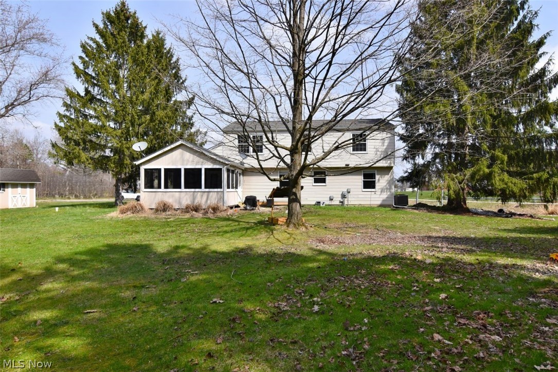 12395 Country Oaks Trail Chardon OH 44024