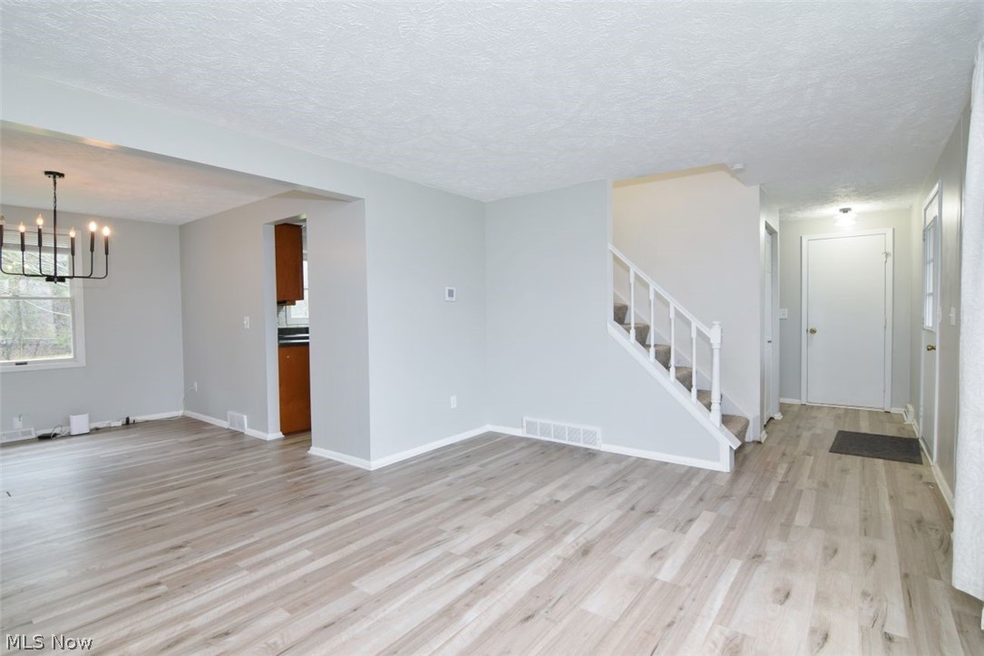 12395 Country Oaks Trail Chardon OH 44024