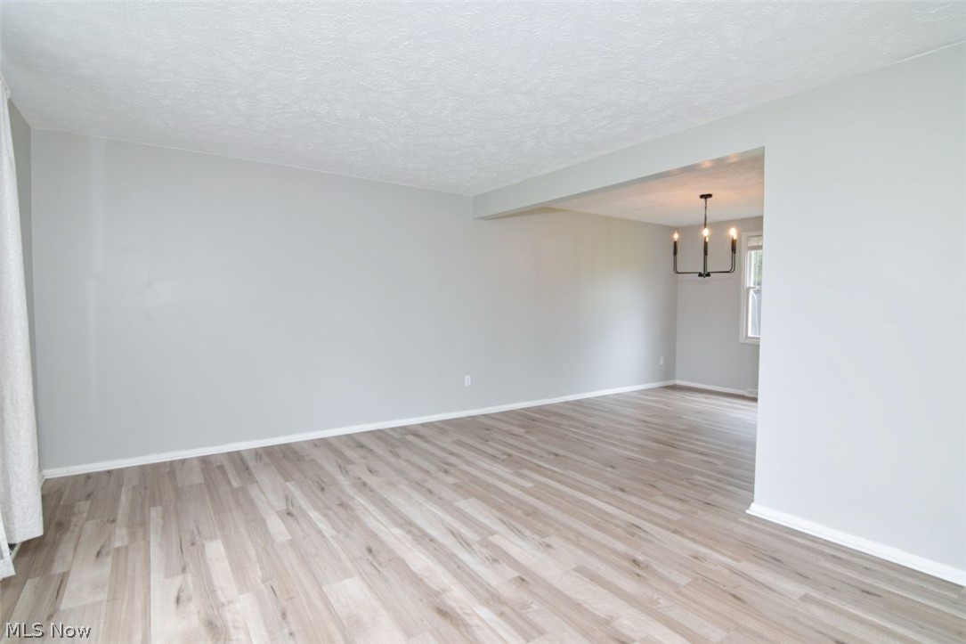 12395 Country Oaks Trail Chardon OH 44024
