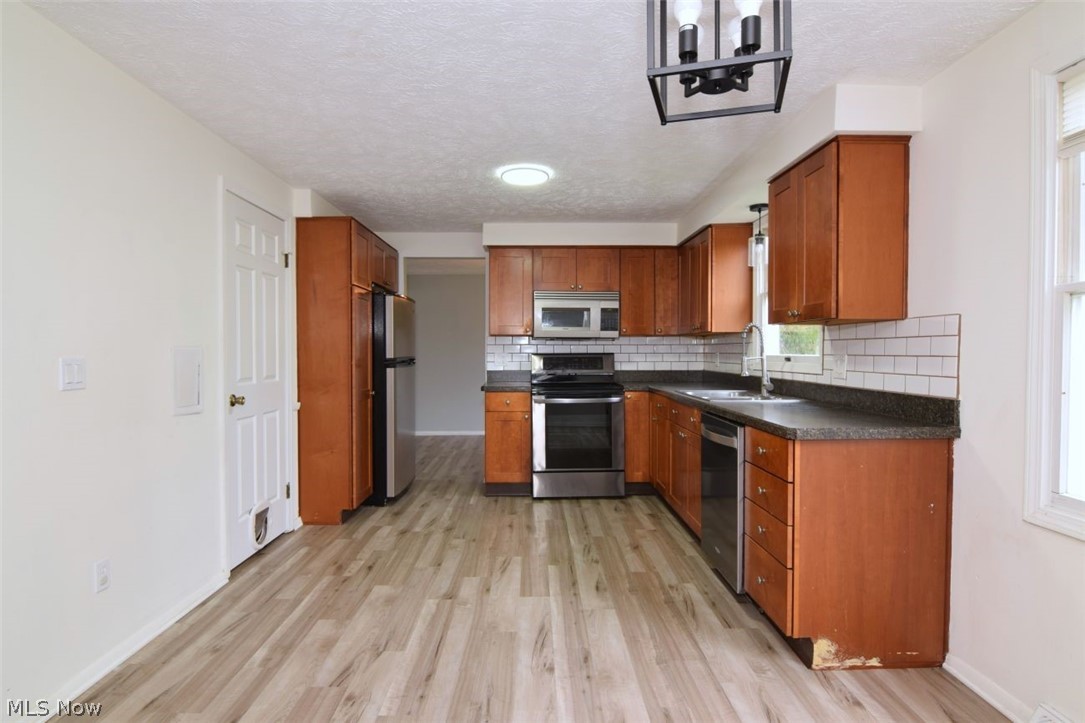 12395 Country Oaks Trail Chardon OH 44024