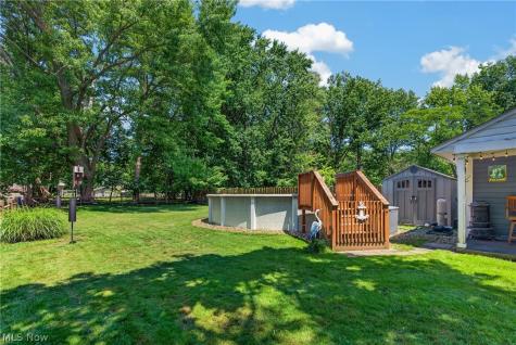 23888 Lucille Drive North Olmsted OH 44070