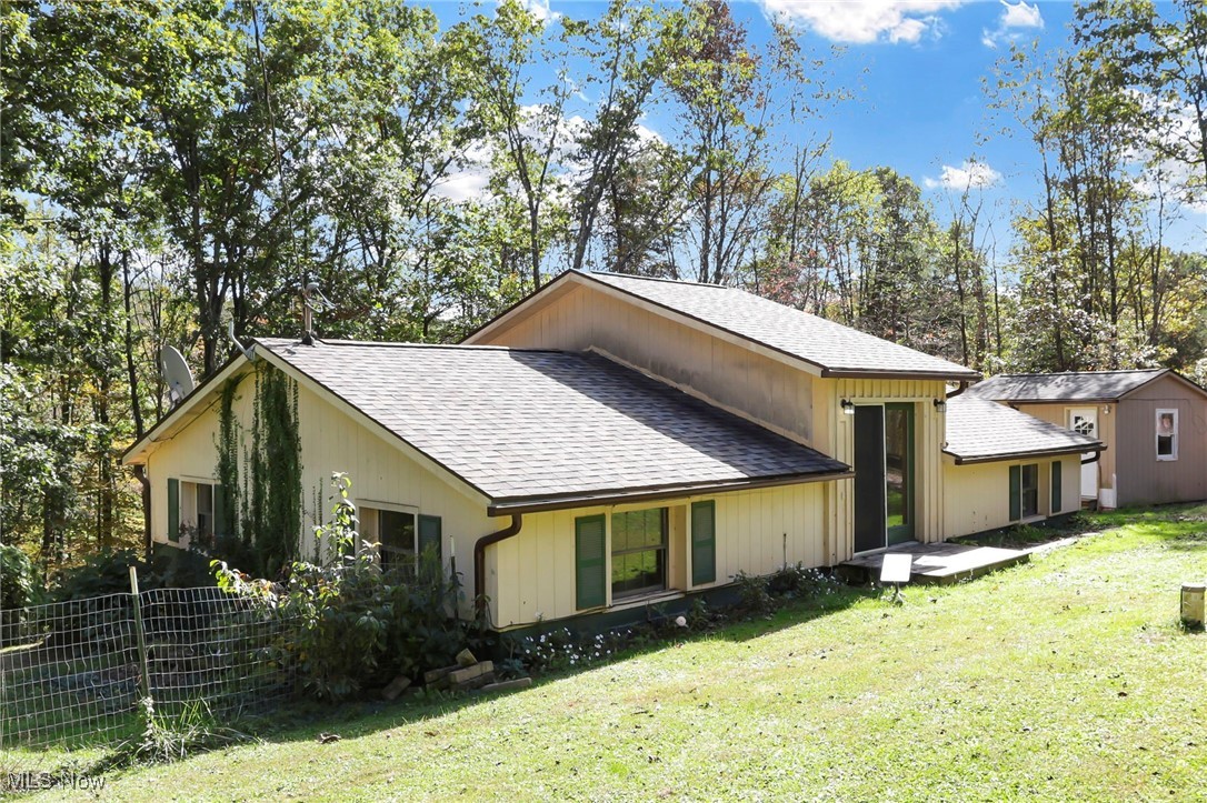 852 Wallace Road Little Hocking OH 45742