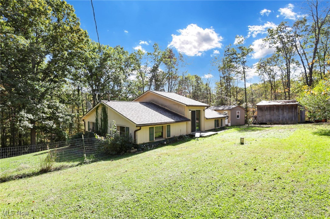 852 Wallace Road Little Hocking OH 45742