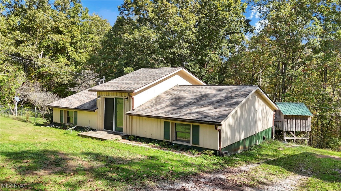 852 Wallace Road Little Hocking OH 45742