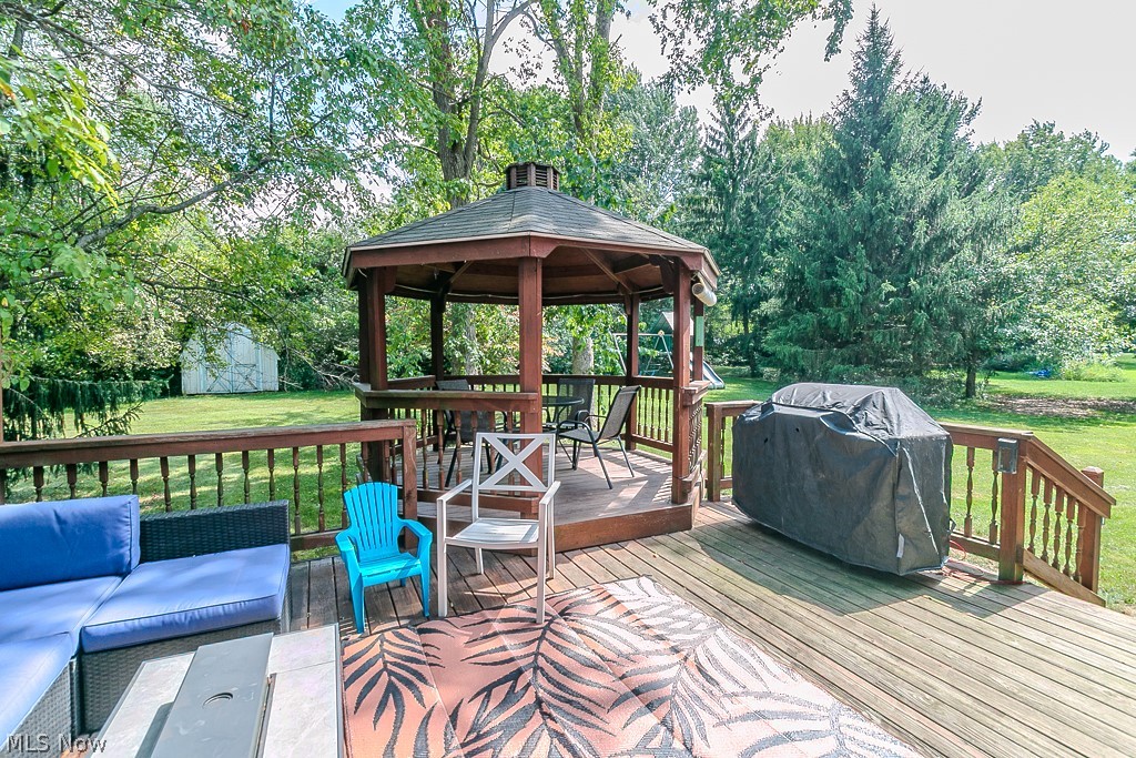 104 Charter Drive Northfield Center OH 44067