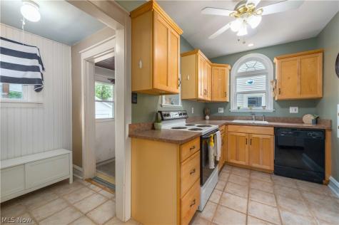 1314 Belle Avenue Lakewood OH 44107