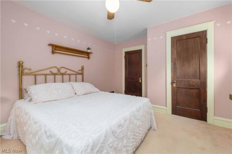 1314 Belle Avenue Lakewood OH 44107