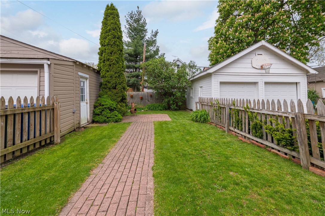 1314 Belle Avenue Lakewood OH 44107