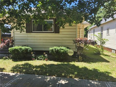 4092 E 72nd Street Cleveland OH 44105
