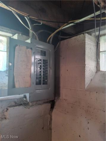 4092 E 72nd Street Cleveland OH 44105