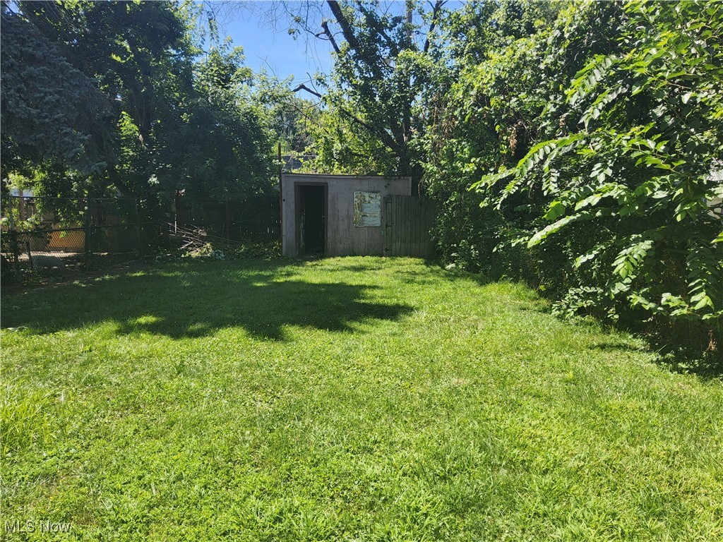 4092 E 72nd Street Cleveland OH 44105