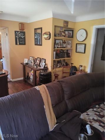 4092 E 72nd Street Cleveland OH 44105