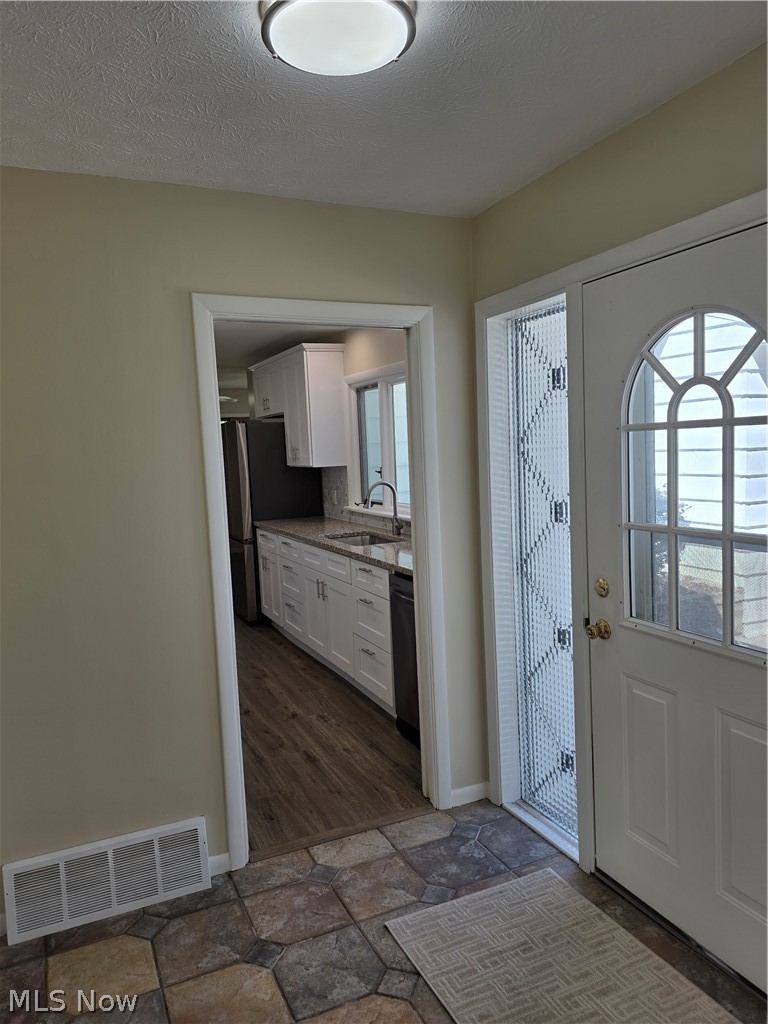 7156 Walton Road Walton Hills OH 44146