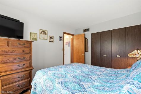 26959 Southwood Lane Olmsted Twp OH 44138