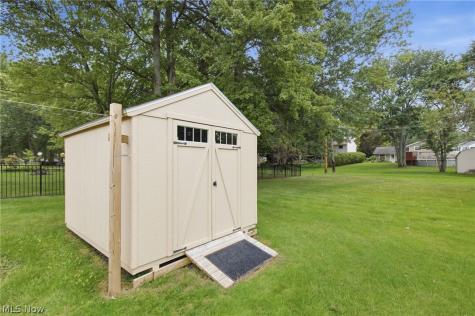 26959 Southwood Lane Olmsted Twp OH 44138