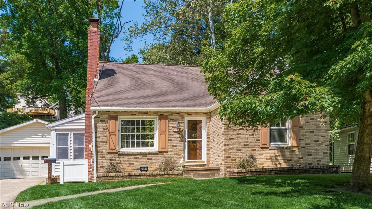 2067 Norwood Boulevard Zanesville OH 43701