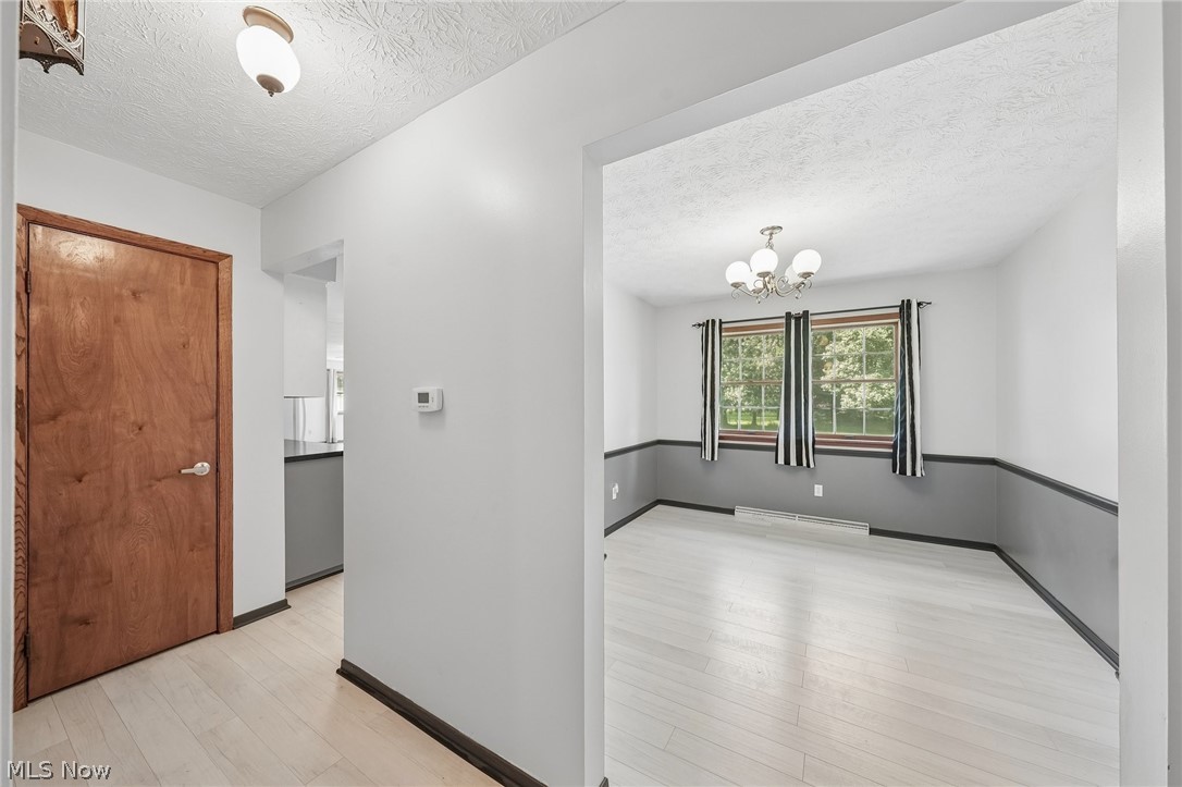 5818 Iva Drive Akron OH 44319