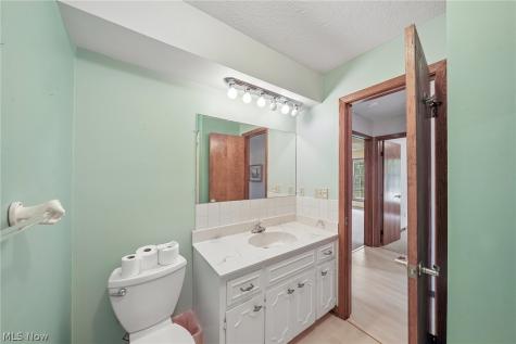 5818 Iva Drive Akron OH 44319