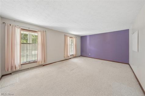5818 Iva Drive Akron OH 44319