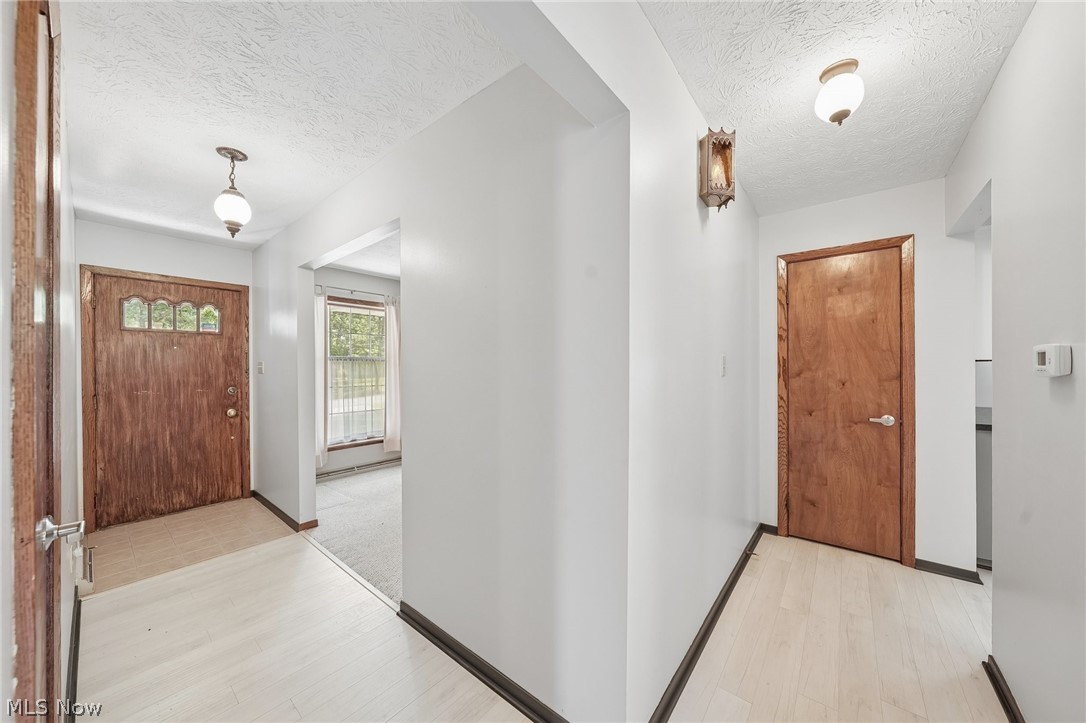 5818 Iva Drive Akron OH 44319