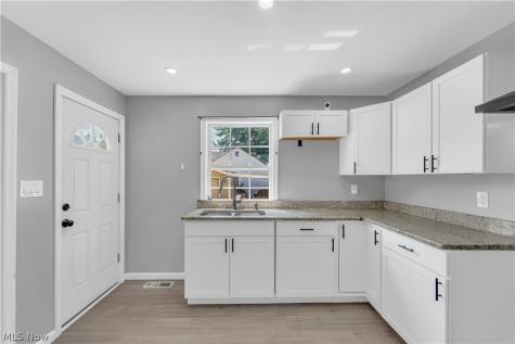 3056 W 115th Street Cleveland OH 44111