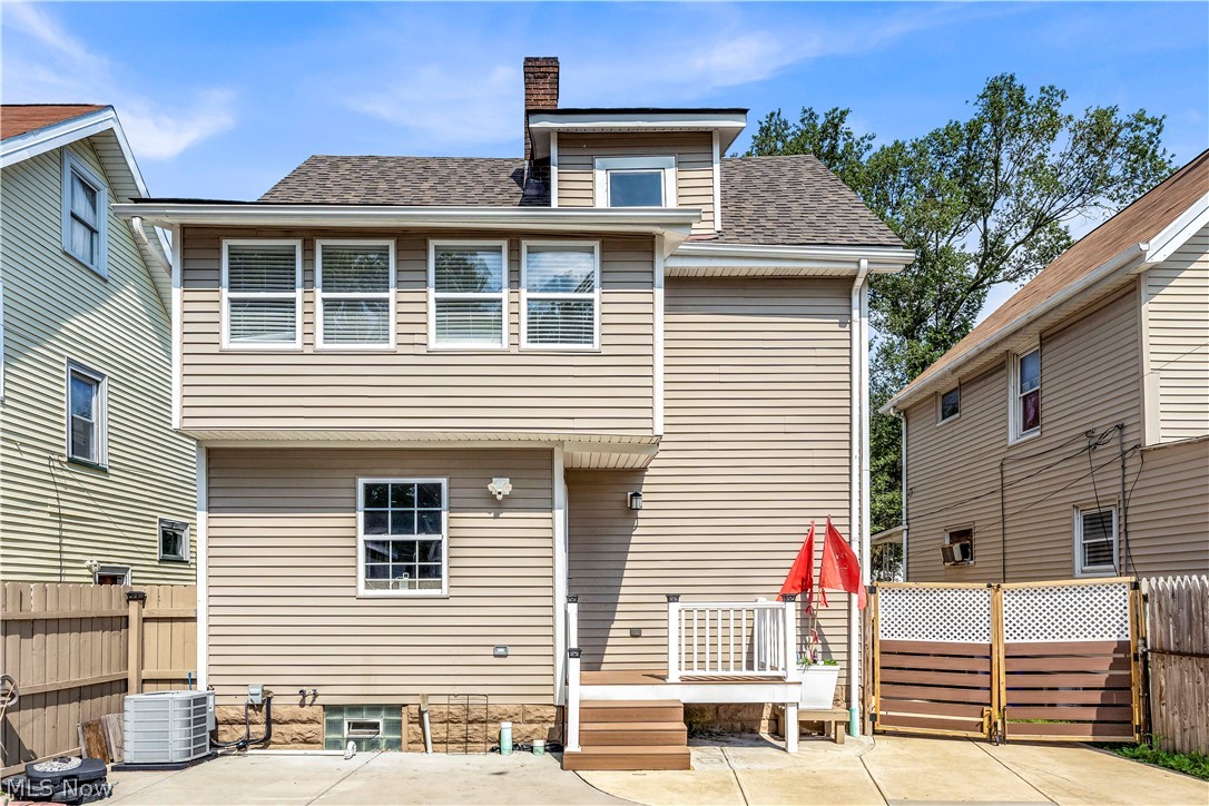 3056 W 115th Street Cleveland OH 44111