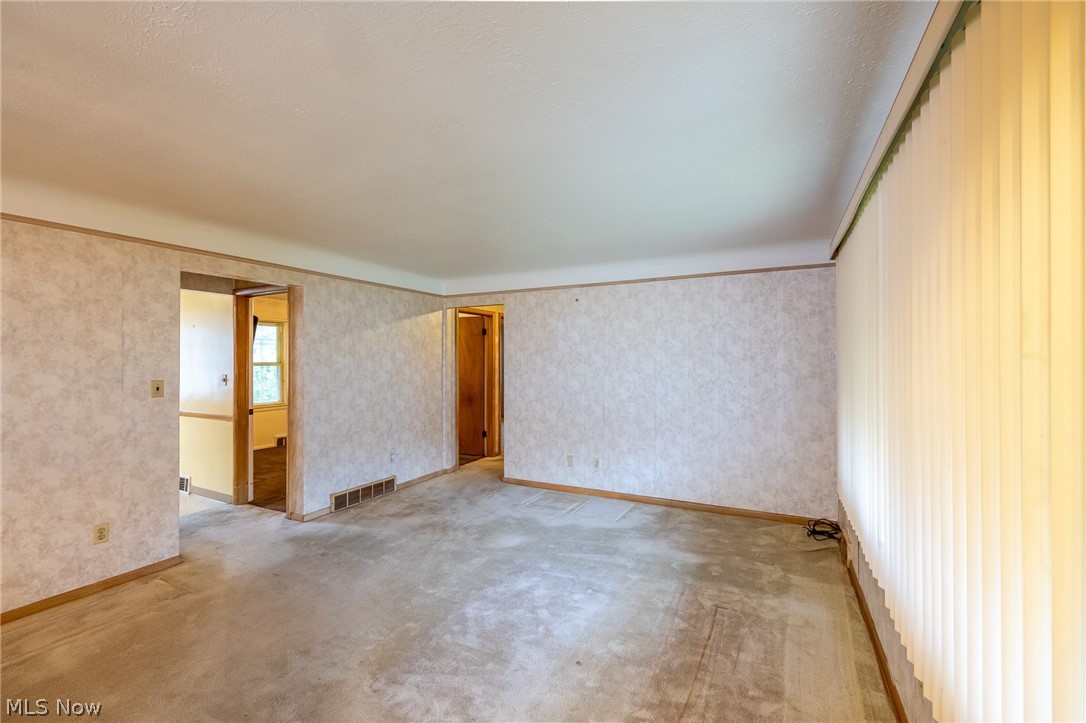 9609 Alexander Road Garfield Heights OH 44125