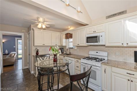 5195 Spencer Road Lyndhurst OH 44124
