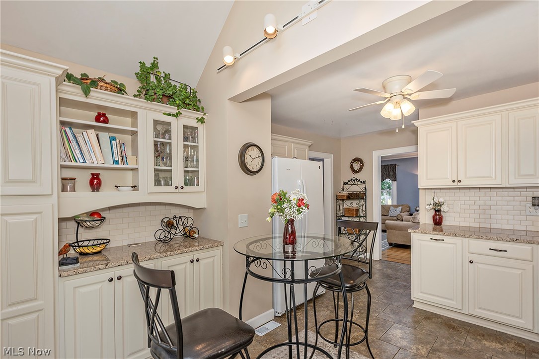 5195 Spencer Road Lyndhurst OH 44124