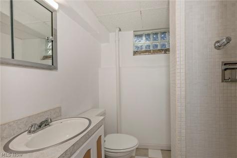 5195 Spencer Road Lyndhurst OH 44124