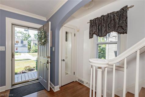 5195 Spencer Road Lyndhurst OH 44124